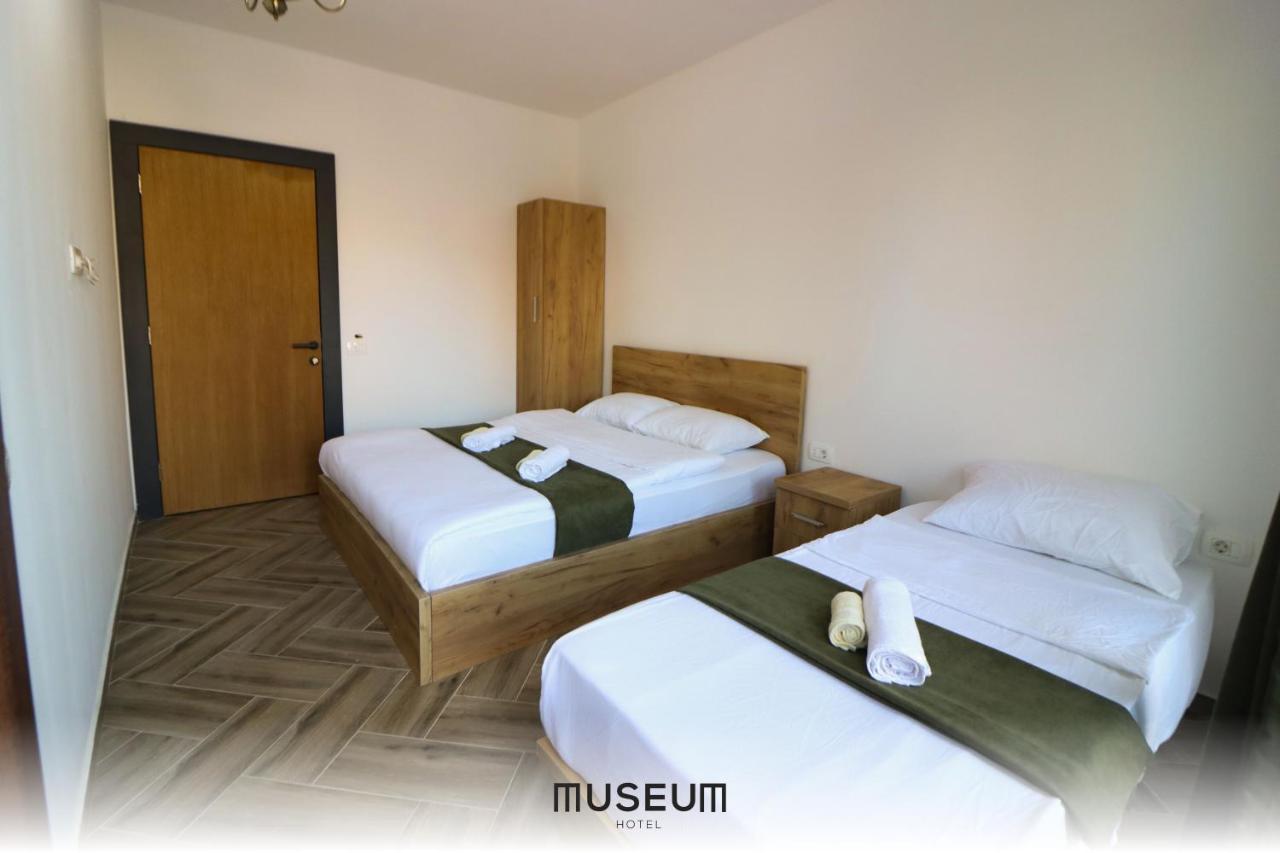 Museum Hotel Пристина Екстериор снимка