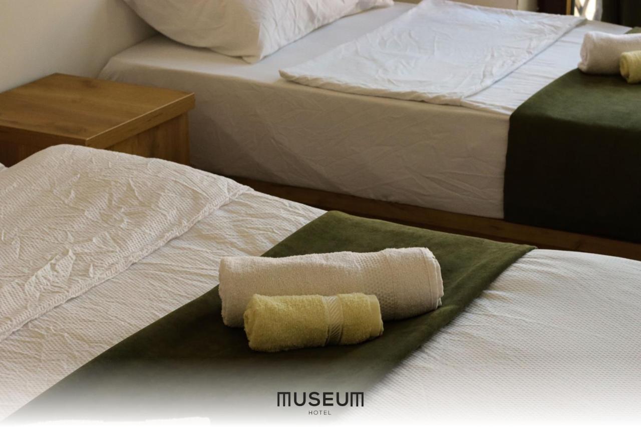 Museum Hotel Пристина Екстериор снимка