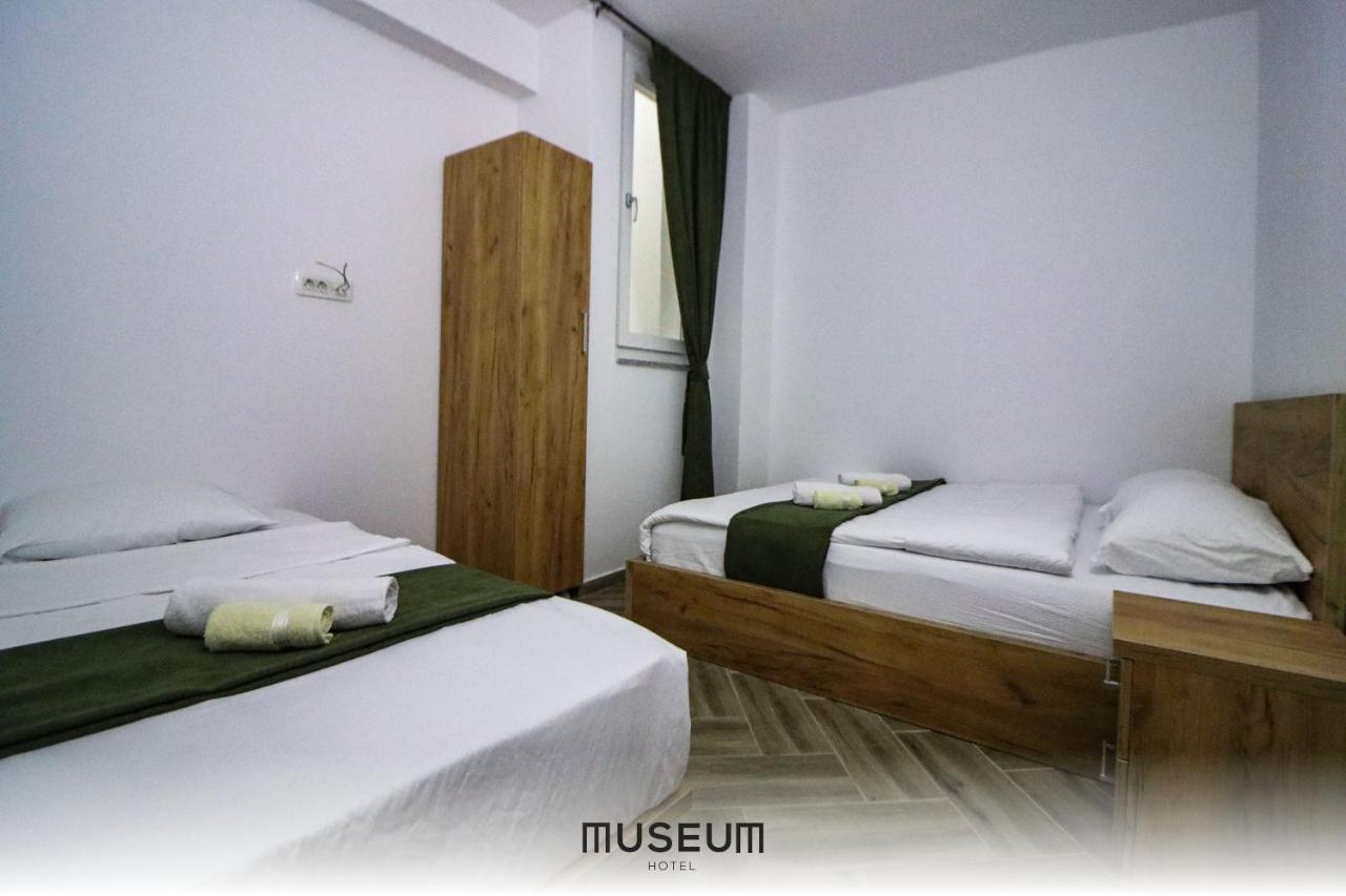 Museum Hotel Пристина Екстериор снимка