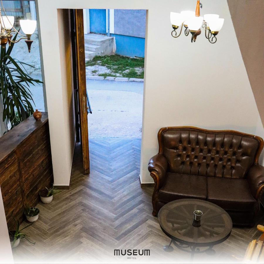 Museum Hotel Пристина Екстериор снимка
